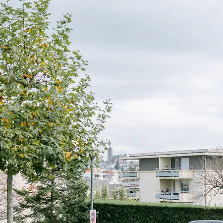 T2 Confort Quartier Bourran Jardin - Parking - Piscine شقة *