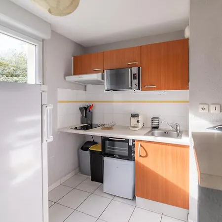 T2 Confort Quartier Bourran Jardin - Parking - Piscine Apartment